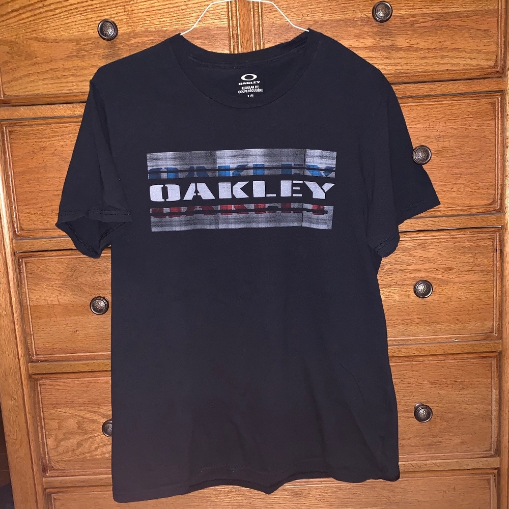 Oakley Regular Fit T-Shirt (Men's Large)